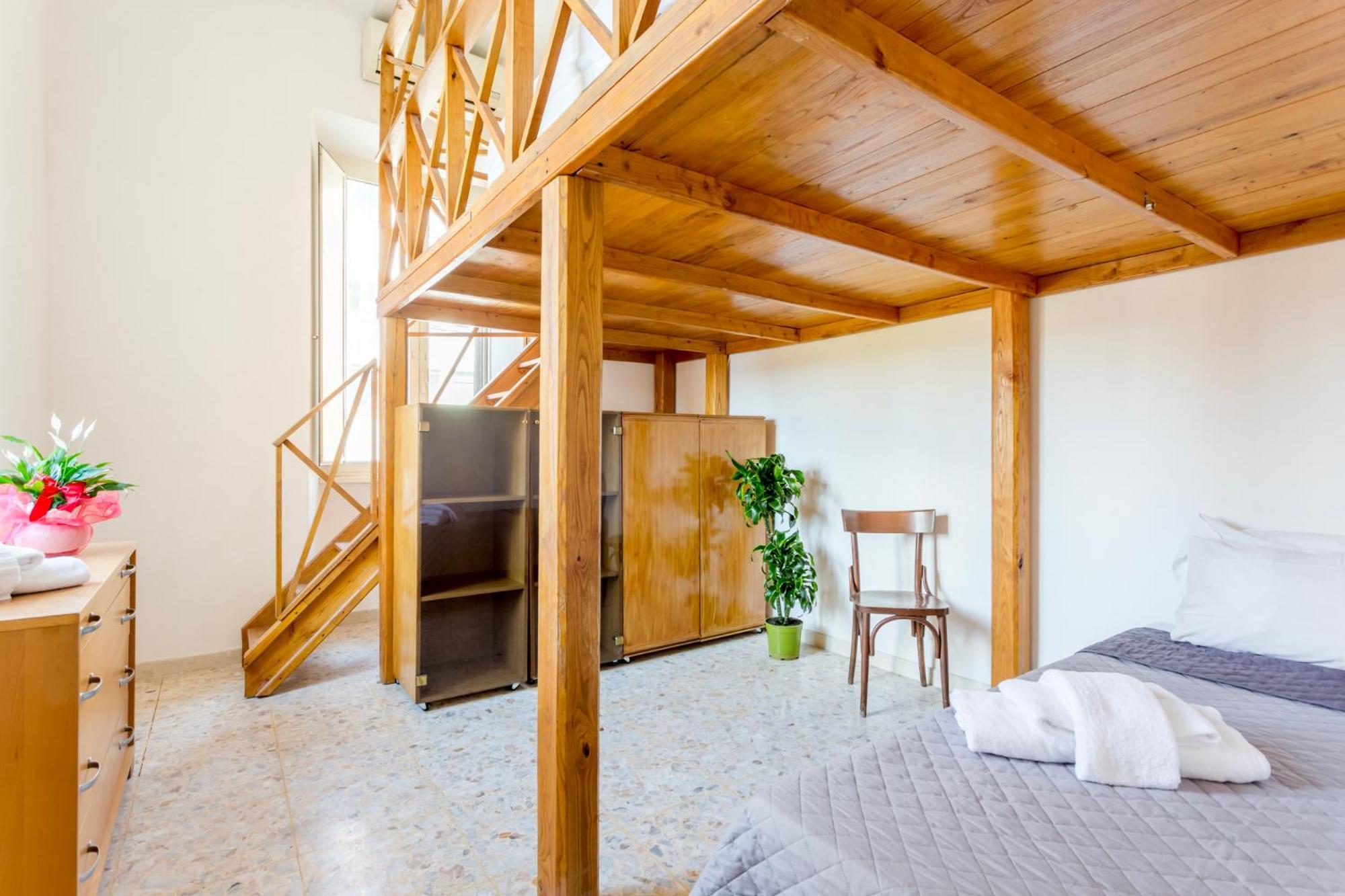 Amoroma Home, Rome